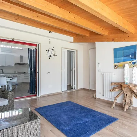 Holiday home Awesome In With Kitchen